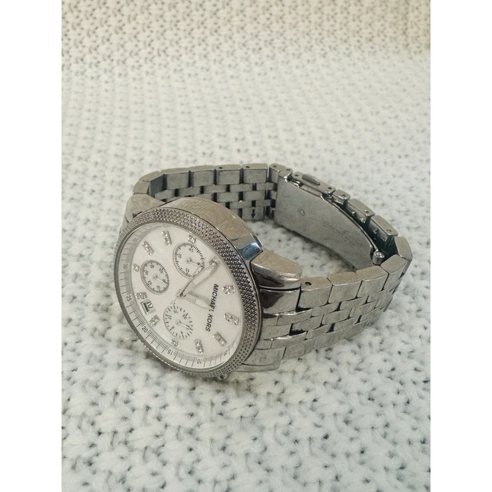 Michael Kors MK5020 Women's Silver Tone Chronograph Watch Mother of Pearl AS IS